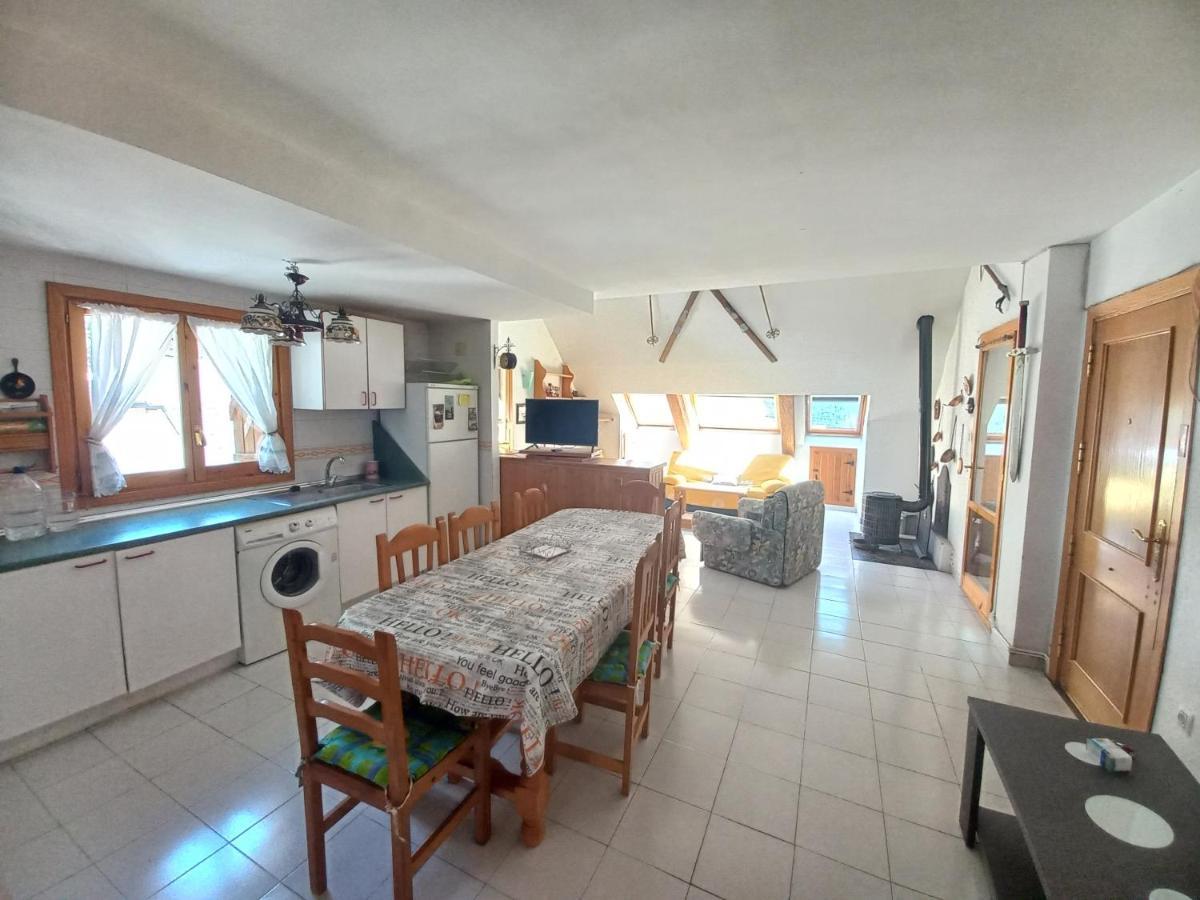 דירות Apartamento En Canfranc Estacion מראה חיצוני תמונה